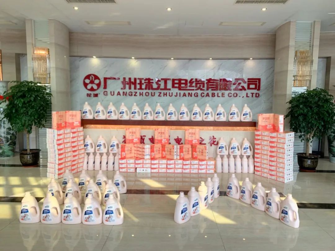 微风轻拂，春意盎然，尊龙凯时游戏又迎来了一年一度的“三 · 八国际妇女节